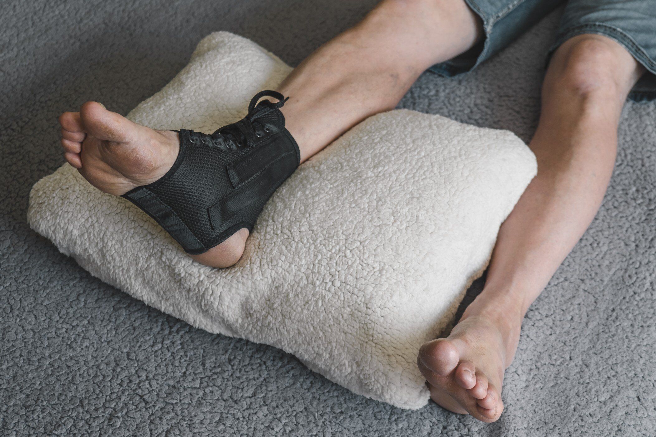 Webinar: Laser Therapy for Pain & Musculoskeletal Disorders of the Foot and Ankle